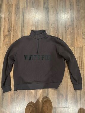 White fox women Quarter-Zip Sweatshirt - Dark Brown